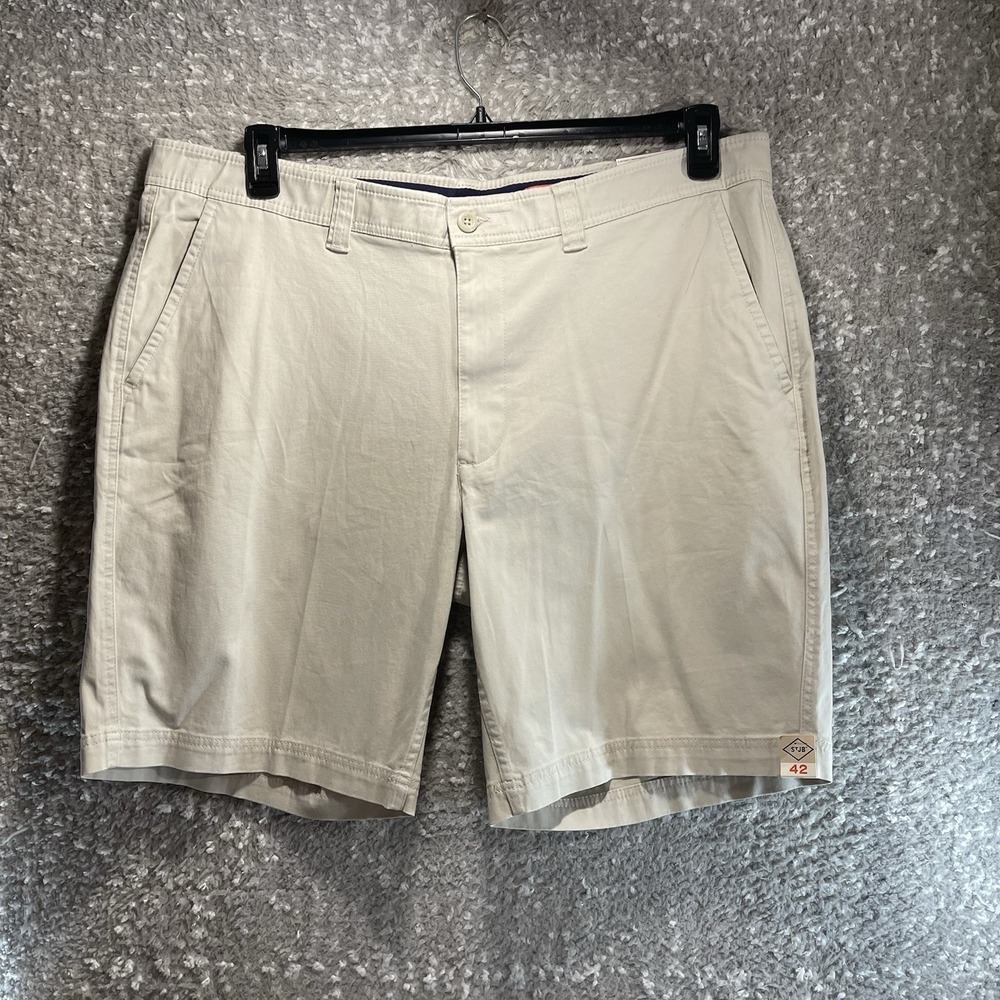 St. John's Bay Flat Front Khaki Brown Shorts Sz 42 Casual Pockets NWT